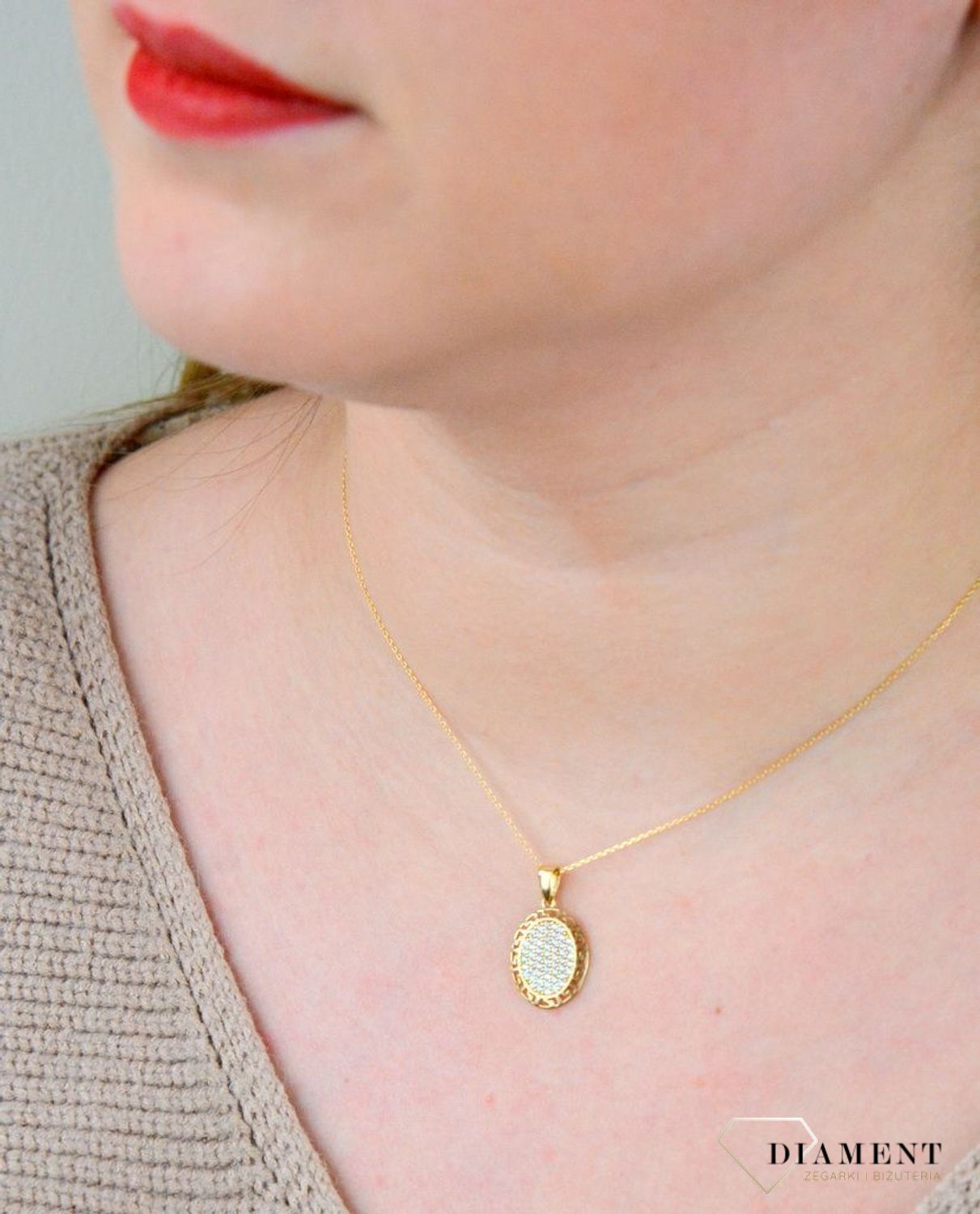 Złota zawieszka 585 cyrkonie z motywem greckim ZA 3921 585.jpg